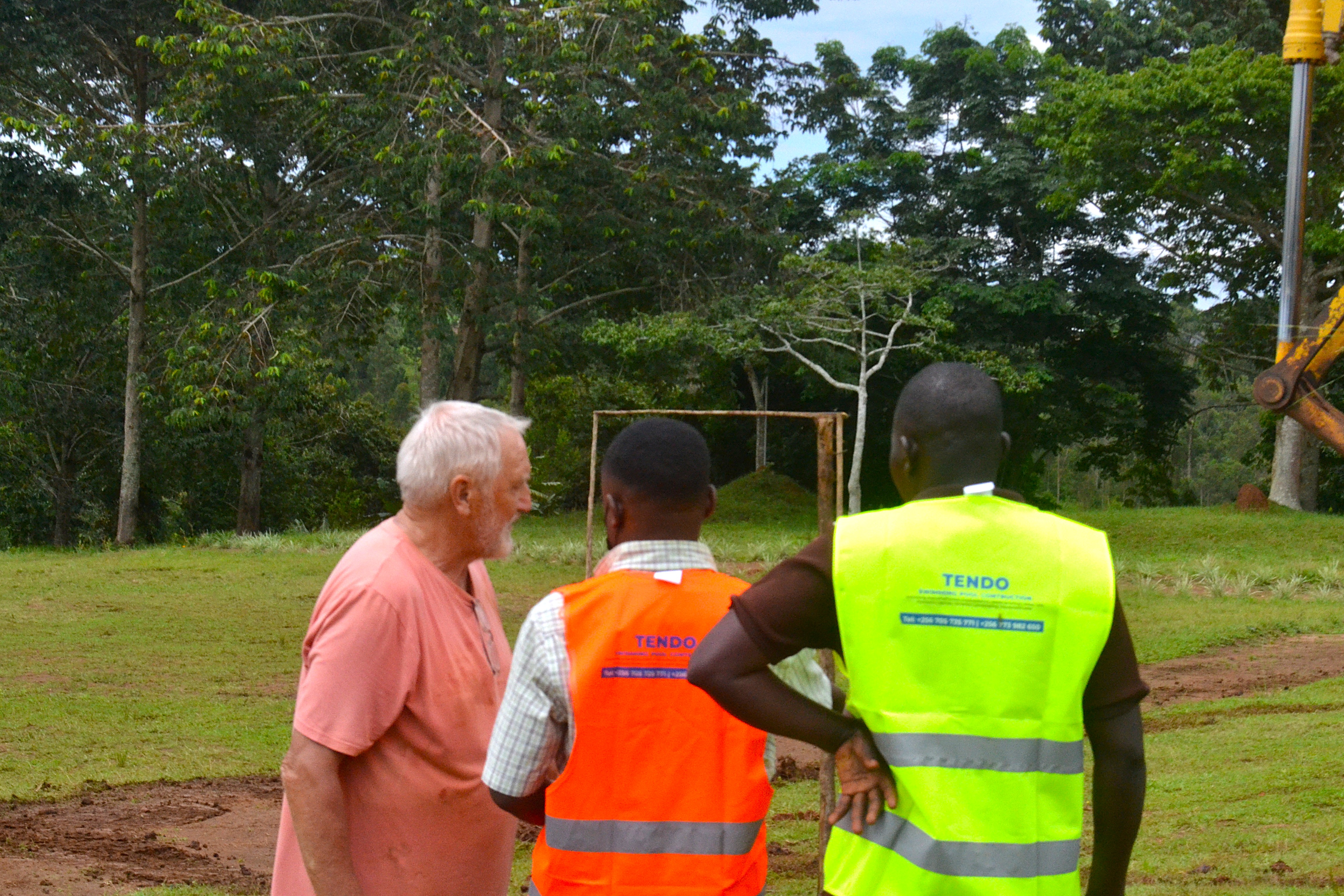 Tendo team consulting on a construction project